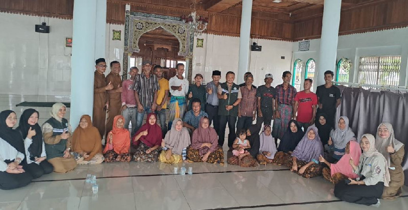 Baitul Mal Aceh Serahkan Bantuan Sanitasi Bagi 29 Mustahik