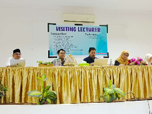 Isi Kuliah Umum di UIN Makassar, Ini yang Bahas Dekan FAH UIN Ar-Raniry
