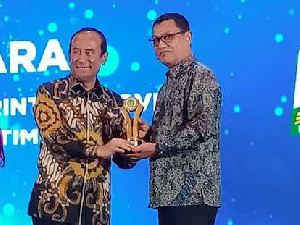 Kadis ESDM Aceh Terima Anugerah Dewan Energi Nasional (DEN) 2023