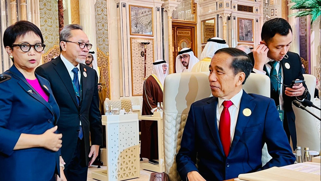 Desak Gencatan Senjata, Ini Empat Pesan Presiden Jokowi soal Palesina saat KTT OKI di Saudi