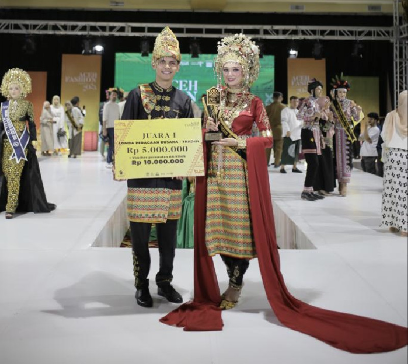 Kabupaten Aceh Besar Raih Juara I Aceh Fashion Festival PKA-8