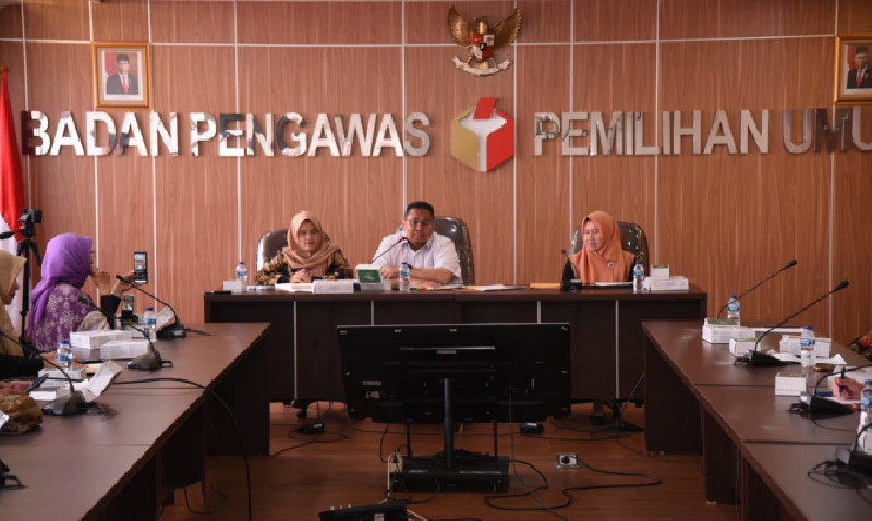 Koalisi Masyarakat Sipil Peduli Keterwakilan Perempuan Laporkan KPU atas Pelanggaran Administratif