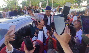 Ribuan Masyarakat Aceh Sambut Kedatangan Capres Anies Baswedan