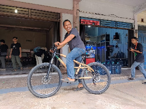 Sepeda Rotan Buatan Aceh Tembus Pasar Eropa: Ekspor Perdana ke Perancis