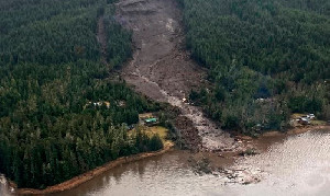 Tanah Longsor Terjadi di Alaska, Tiga Orang Tewas