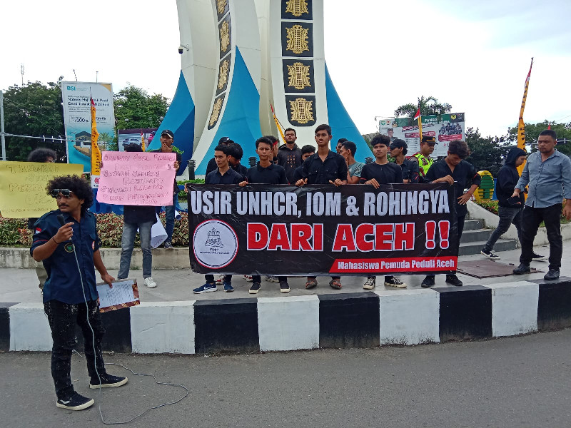 Mahasiswa Pemuda peduli Aceh Tolak Imigran Rohingya dan UNHCR