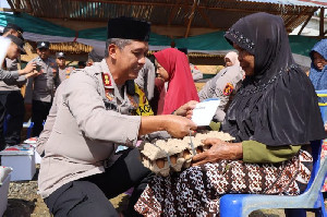 Polres Aceh Tengah Berbagi Paket Sembako di Jumat Berkah