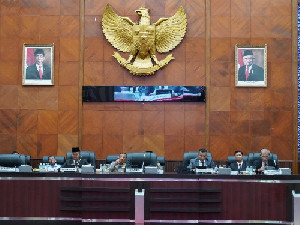 DPR dan Pemerintah Aceh Paripurnakan Rancangan Qanun Pajak dan Retribusi
