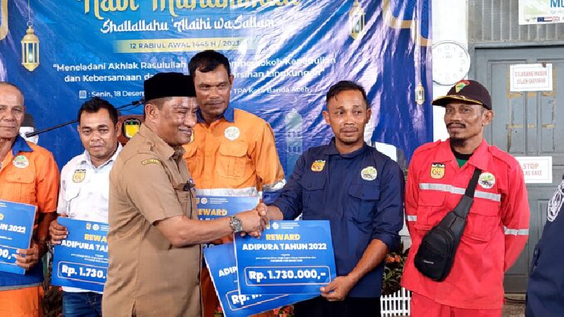 547 Pasukan Oranye Banda Aceh Terima Reward Atas Penghargaan Adipura Ke-10