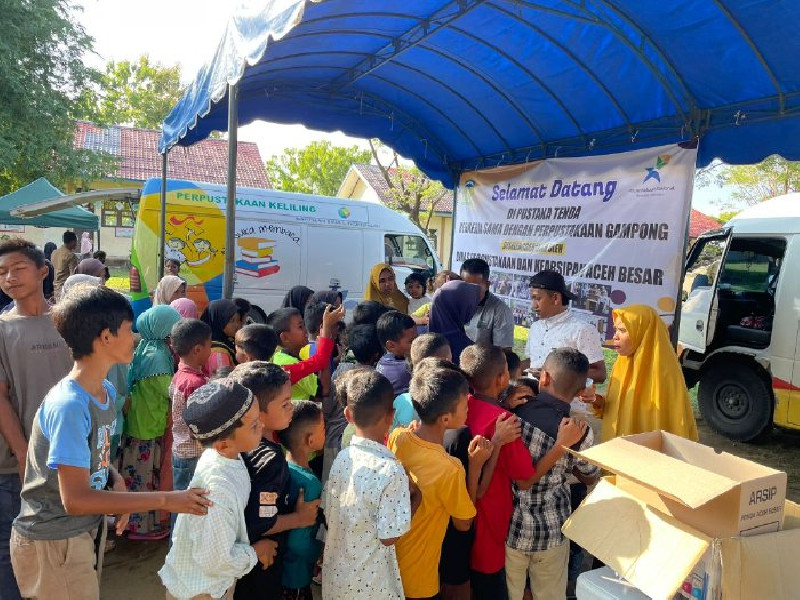 Tingkatkan Minat Baca, Dispersip Aceh Besar Gelar Pustaka Tenda di Lampanah Leungah