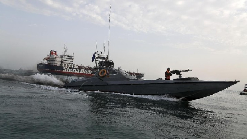 Ketegangan di Laut Arab Meningkat: Iran Menangkap Kapal Tanker Minyak AS di Dekat Selat Hormuz