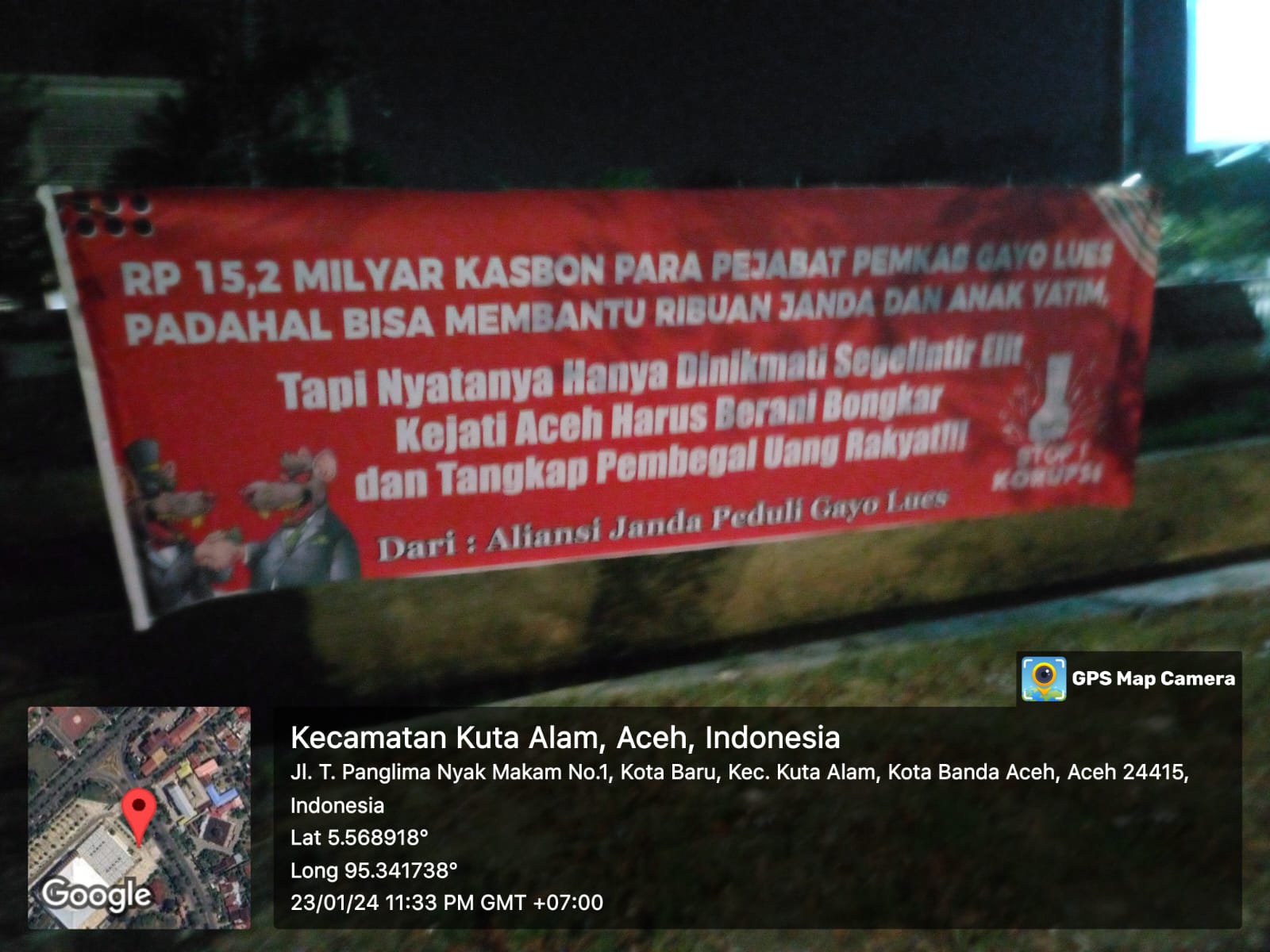 Spanduk Selamat Datang Pejabat Gayo Lues ke Kejati Aceh dan Bongkar Kasbon Rp 15,2 M Beredar di Banda Aceh