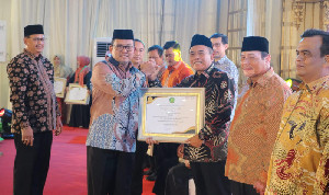 Malam Apresiasi HAB Ke-78, Kemenag Aceh Berikan Kakanwil Award Kepada Sejumlah Tokoh