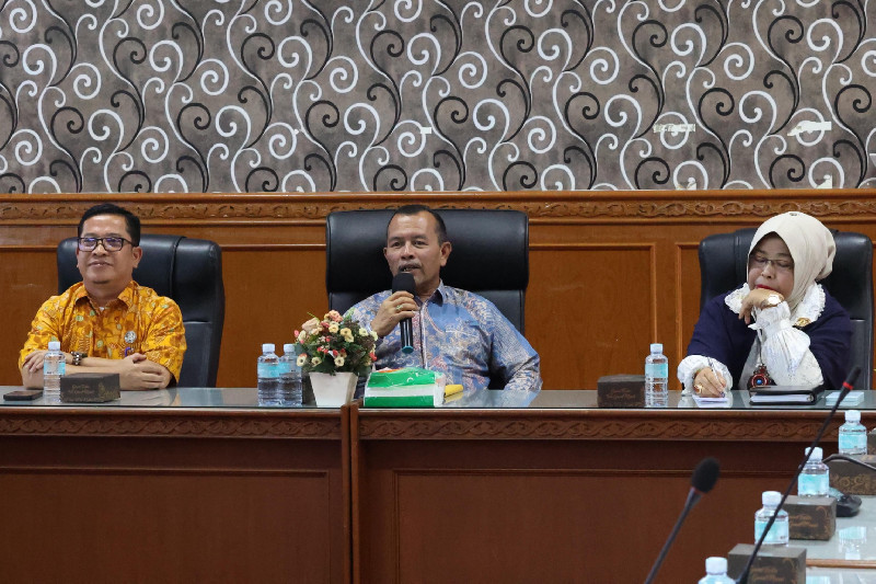 Dinsos Aceh Bahas Solusi Komprehensif Terkait Pengemis Bersama UIN Ar-Raniry