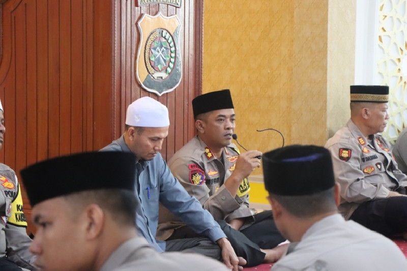 Polres Aceh Selatan: Merenungi Hikmah Isra Mi'raj untuk Membangun Moral dan Keselamatan dalam Pemilu