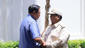 Spekulasi Pembagian Kekuasaan Pasca-Pemilu: Pertemuan Prabowo dan SBY di Pacitan