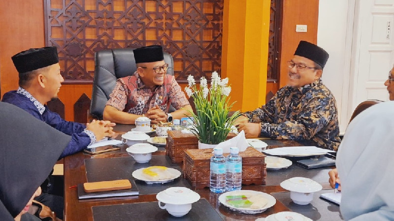 Pj Bupati Aceh Jaya Dukung Penuh Sertifikasi Halal untuk Produk Lokal