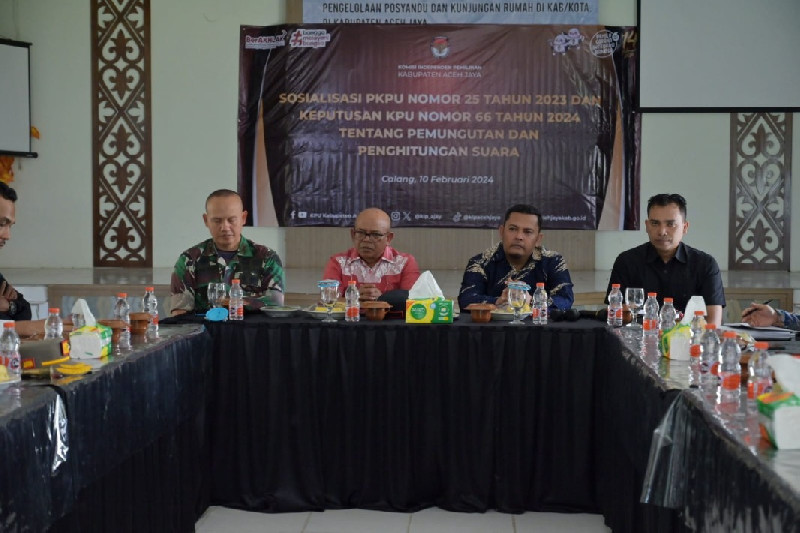 Pj Bupati Aceh Jaya Ingatkan Parpol dan Caleg Tertibkan APK Secara Mandiri