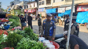 Satpol PP WH Banda Aceh Intensifkan Pengawasan dan Penertiban Pasar Kartini