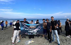 HPSN 2024, Pemko Kutip Sampah di Kilometer Nol Banda Aceh