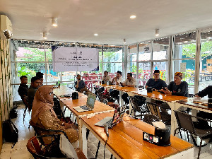 Kebijakan Pemerintah Aceh Terkait Pembatasan Aktivitas Sosial Tidak Inklusif