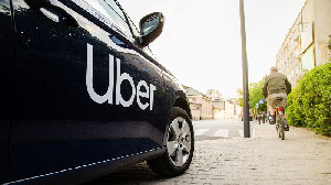 Akhiri Class Action, Uber Bayar Rp2,79 Triliun kepada Pengemudi Taksi Australia