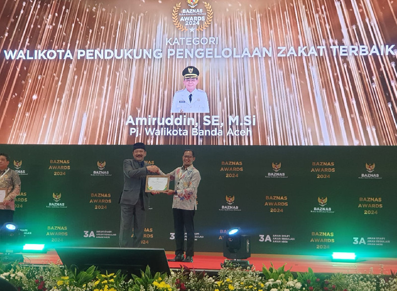 Pj Wali Kota Banda Aceh Raih Baznas Award 2024
