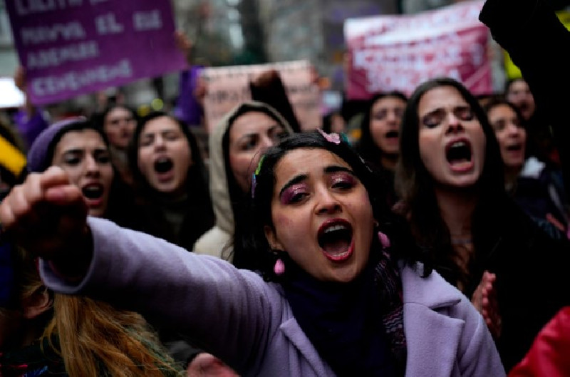 Ribuan Perempuan Turki Gelar Unjuk Rasa Persamaan Hak