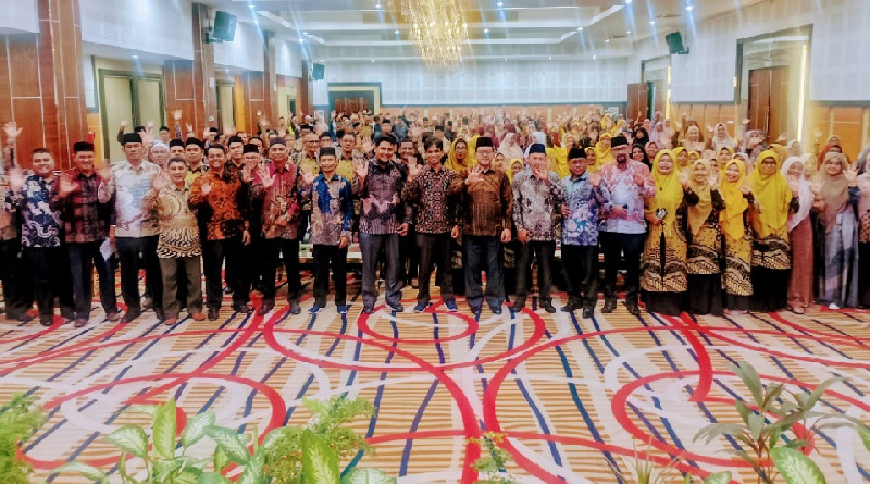 Kakanwil Azhari Jabarkan 6 Poin Pakta Integritas Pendidikan di Rakor Kamad Ibtidaiyah