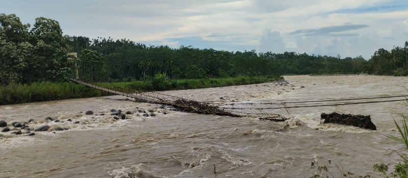 Jembatan Gantung Putus Diterjang Banjir Aceh Utara, Satu Desa Terisolir