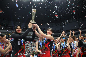 Suguhkan Permainan Seru, Red Sparks Kalahkan Indonesia All Star