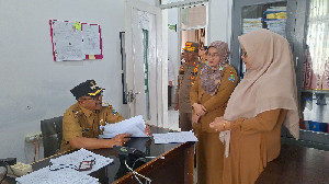 Hari Pertama Kerja, Pj Bupati dan Sekda Aceh Jaya Silaturrahmi dengan ASN