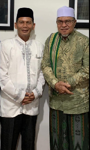 Ketua PWM Aceh Bertemu Pimpinan Dayah MUDI Mesra Samalanga Bahas Kepemimpinan Aceh