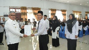 Pj Gubernur Bustami Lantik dan Serahkan SK PPPK di Aceh Tengah