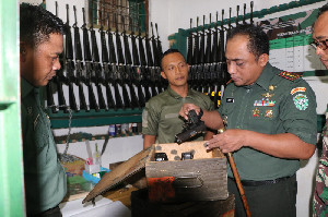 Pastikan Keamanan Wilayah, Dandim Aceh Timur Periksa Gudang Senjata dan Amunisi
