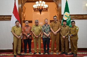 Terima Kunjungan dari Kedubes Inggris, Pj Gubernur: Aceh Terbuka untuk Investasi