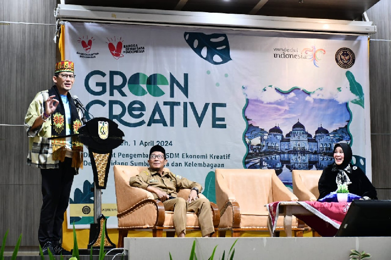 Menparekraf Ajak Pelaku Ekonomi Kreatif di Banda Aceh Terus Berinovasi