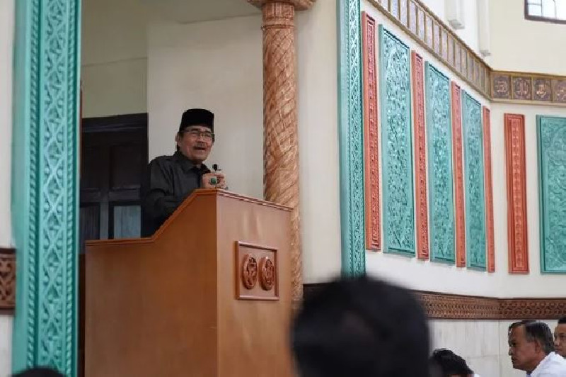 Tausiyah di DPRA, Teungku Ridwan Ibrahim Sampaikan Pentingnya Berbuat Baik di Bulan Ramadan
