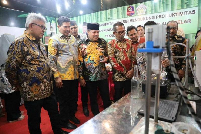 Pj Gubernur Aceh Apresiasi Inovasi Mesin Filling dan Caping dari Lhokseumawe