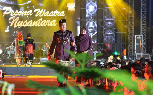 Fashion Show Apeksi di Pekanbaru, Pj Walikota Promosikan Songket Khas Lhokseumawe