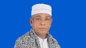 Ulama dan Mantan Wakil Bupati Aceh Besar Waled Husaini Tutup Usia