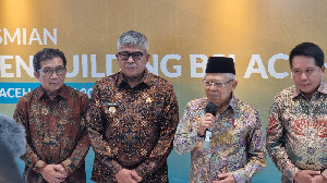 Resmikan Gedung BSI Aceh, Wapres: Syariah Harus Halal dan Keren