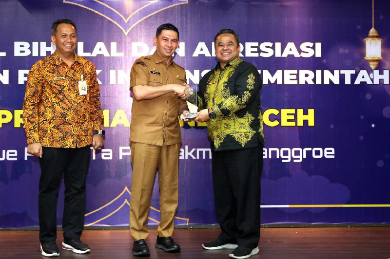 Pemko Banda Aceh Raih Penghargaan Kepatuhan Pajak