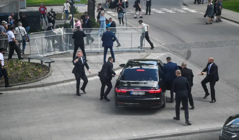 PM Slovakia Robert Fico Kritis dalam Insiden Penembakan