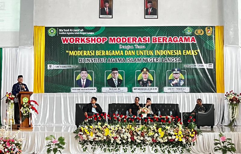 Kakanwil Kemenag Aceh Paparkan 4 Indikator dan 9 Kata Kunci Moderasi Beragama
