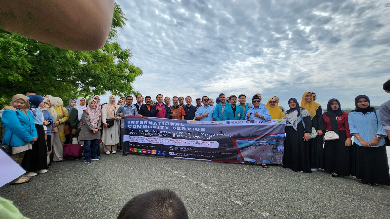 Kolaborasi USK-UKM Gelar Pengabdian Masyarakat Internasional di Alue Naga