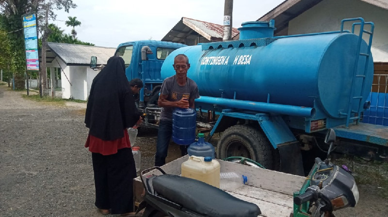 Selama Dua Hari, PDAM Tirta Mountala Salurkan Air Bersih 69 Ton di Lhoknga