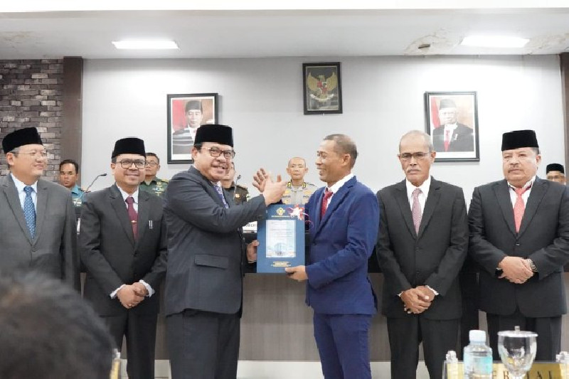 DPRA Gelar Rapat Paripurna Penyerahan LHP Laporan Keuangan Pemerintah Aceh 2023