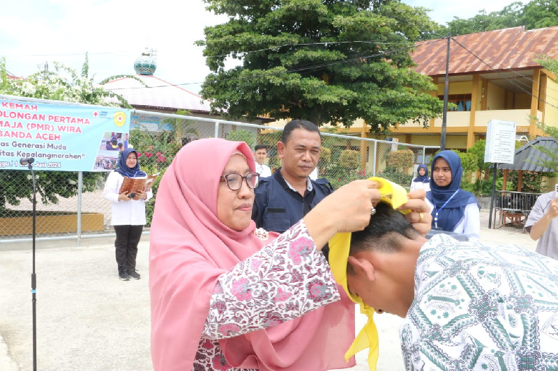 PMI Banda Aceh Hadiri Kemah Orientasi dan Pertolongan Pertama PMR SMAN 9