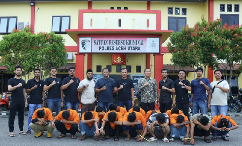 Marak Judi Online, Polisi Tangkap 14 Orang Pemain Judi Online di Aceh Utara